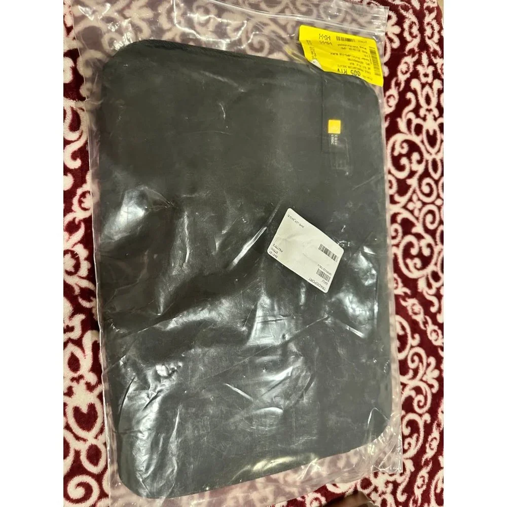 Case logic 15.6” sleeve was a return